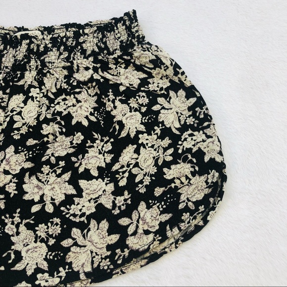 Forever 21, Shorts, Size S - Picture 9 of 14